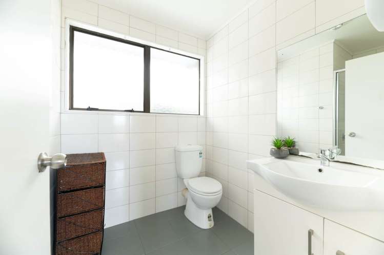 29 Danube Lane Glen Eden_16