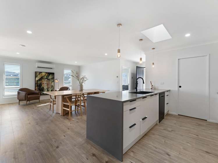 17 CALDER CRESCENT_4