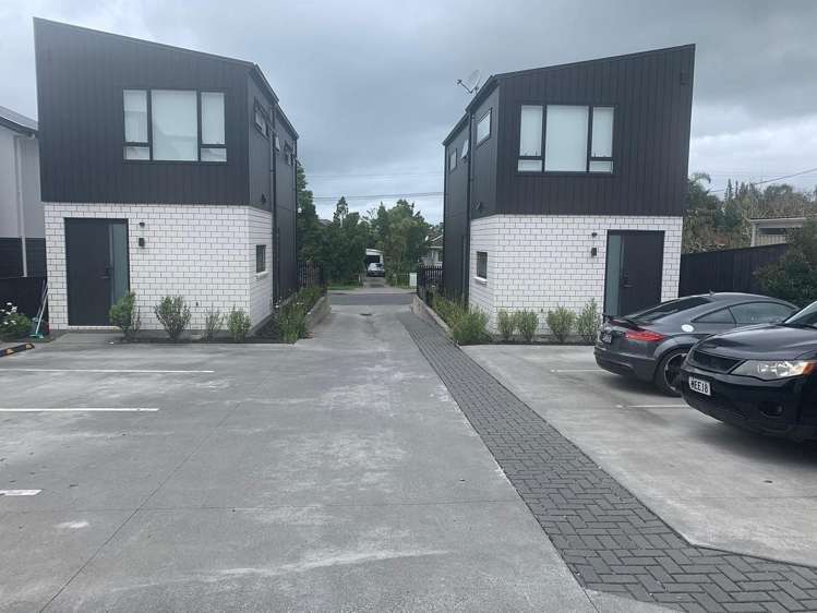 51 Neil Avenue Te Atatu Peninsula_11