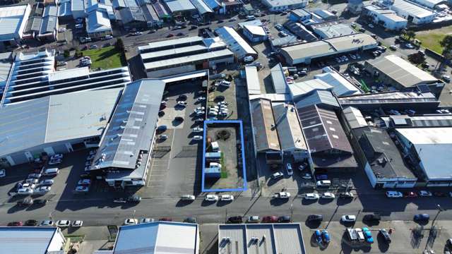 600sqm Yard &ndash;Prime Central Christchurch Location