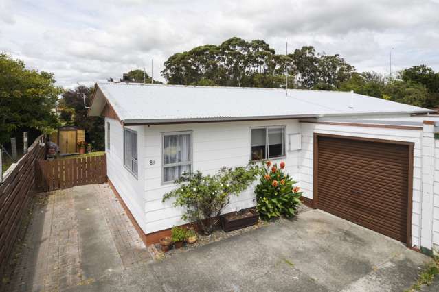 8b Geraldine Crescent Cloverlea_1