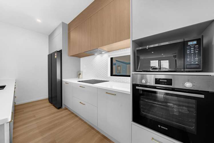 43 Flat Bush School Road Flat Bush_15