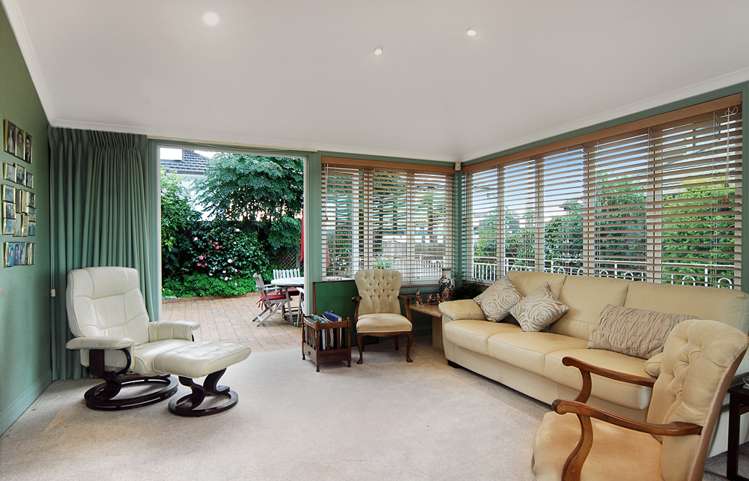 23a Seymour Road Mellons Bay_10