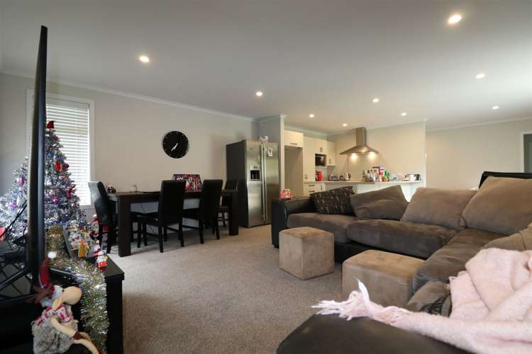 2/33 Maltby Avenue West End_3