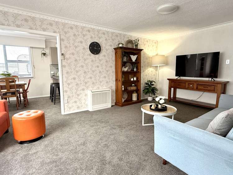 45 Edinburgh Crescent Waikiwi_5