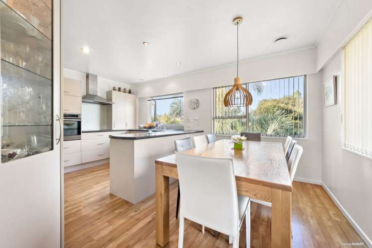 62 Gloria Avenue Te Atatu Peninsula_3