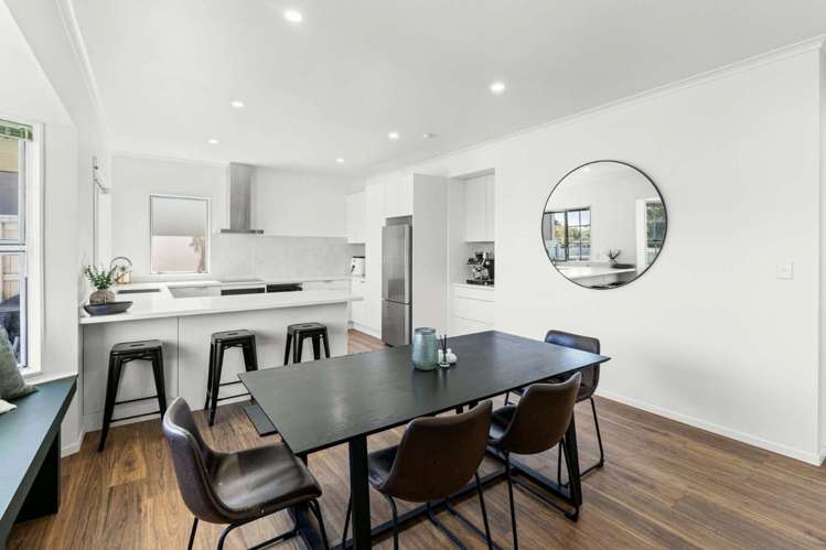 13 Burns Street Westown_6