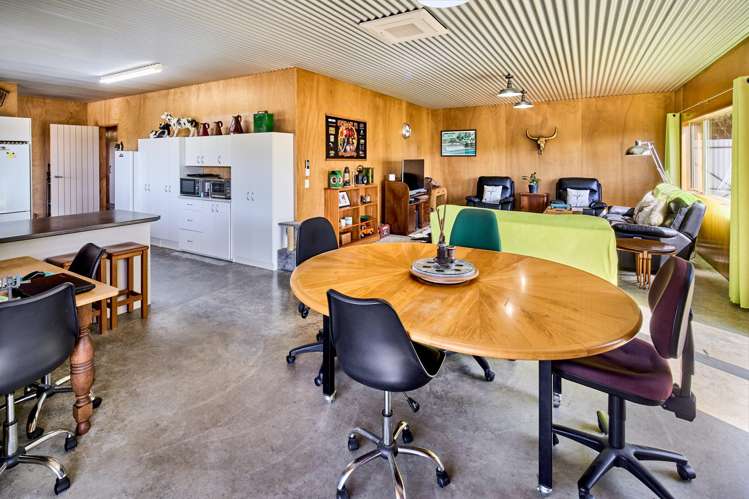 132 Bing Lucas Drive Tawa_12