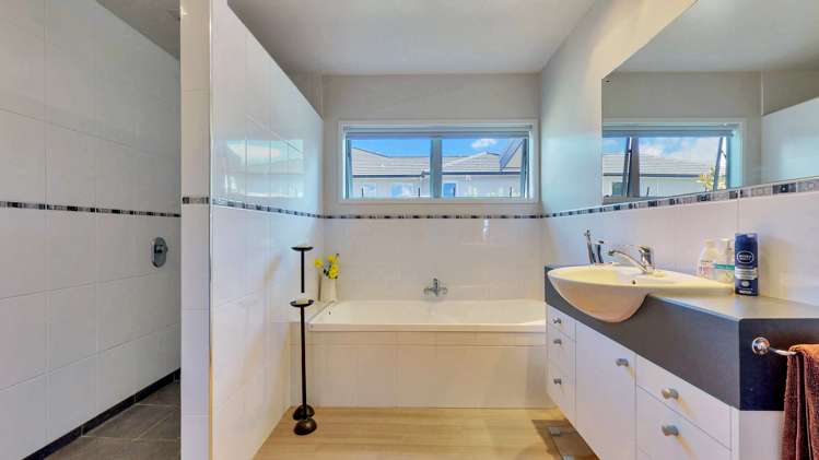 229c Baverstock Road Grandview Heights_15