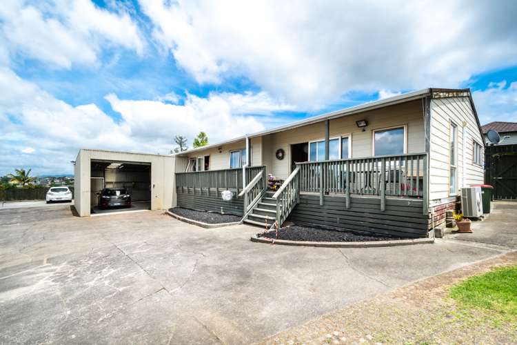 56 Makora Road Massey_0