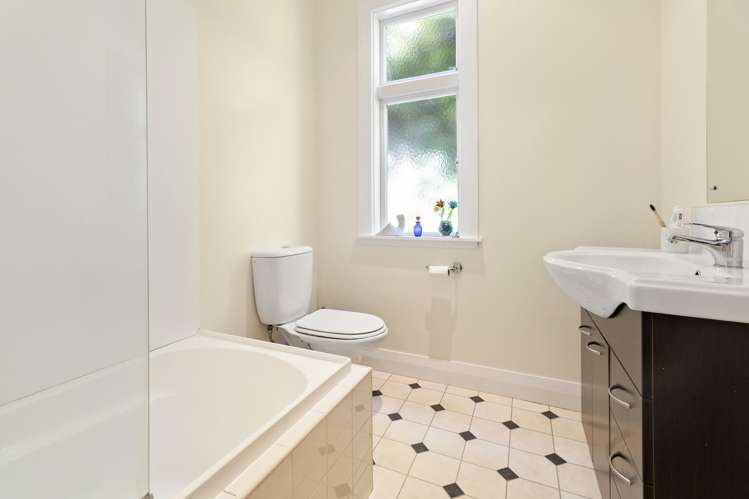 27 Connaught Terrace Brooklyn_9