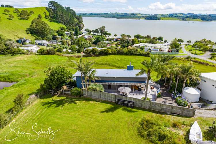 24 Oxford Street Whakapirau_36