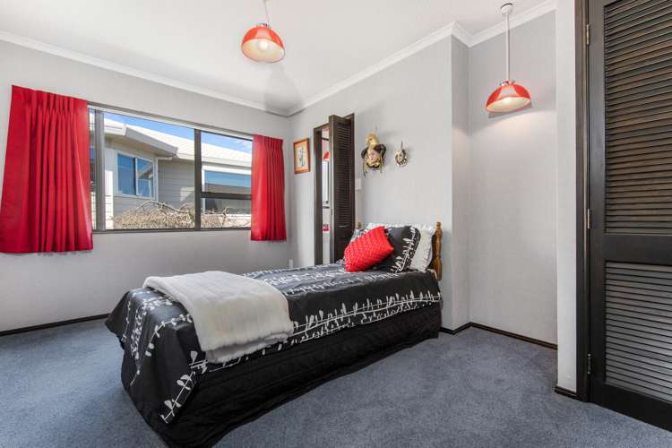 7 Paulownia Place Totara Heights_13