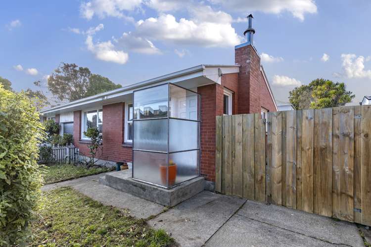 2/28 Bunyan Street Waltham_21