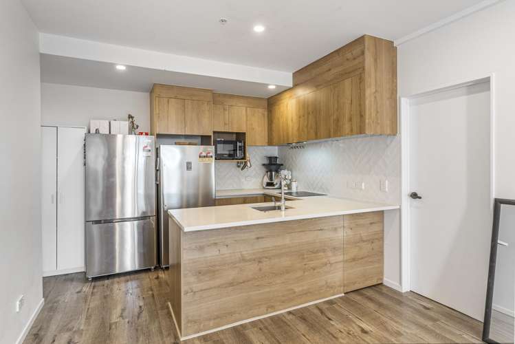 101/553C Glenfield Road Glenfield_5