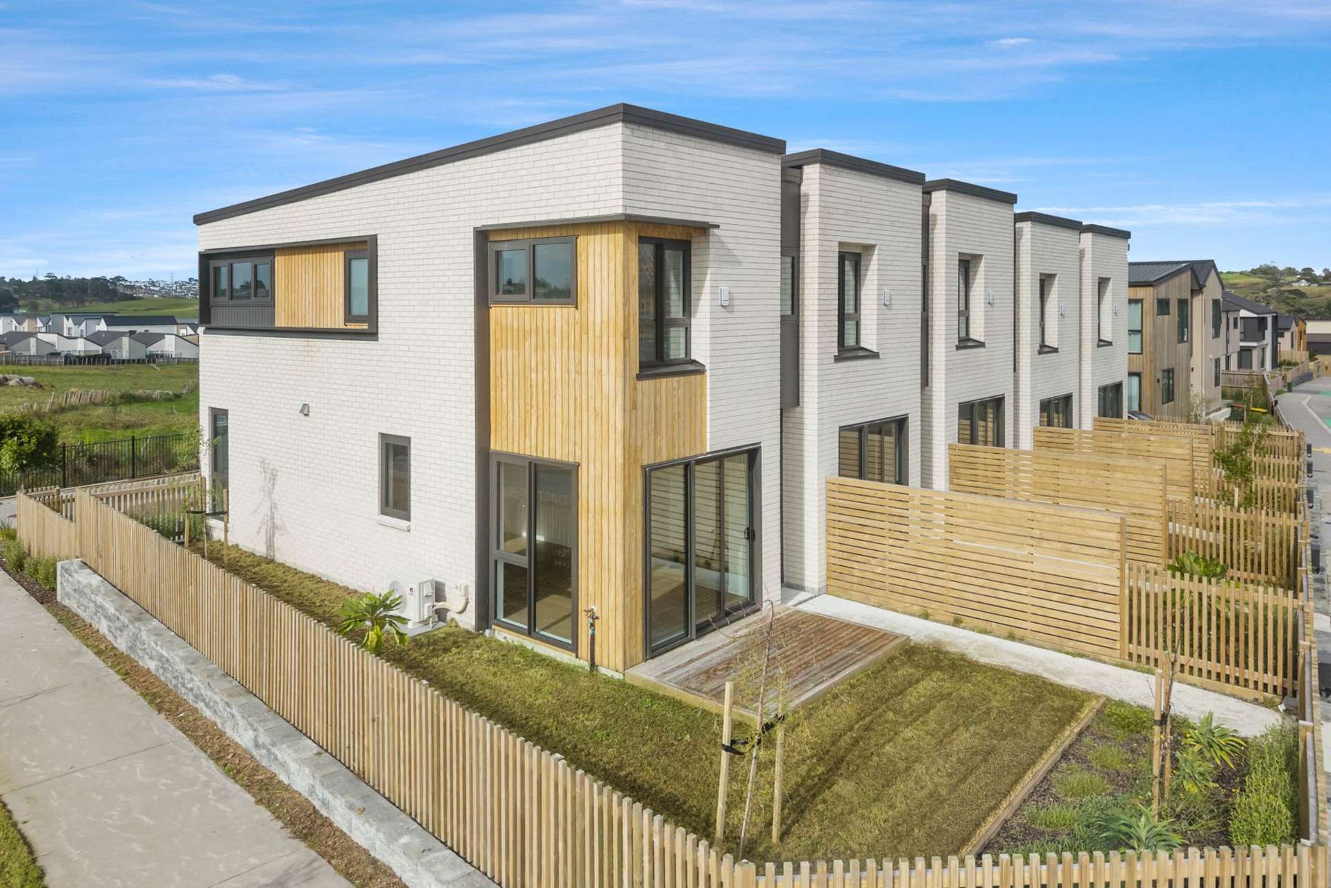 212 Henwood Road Westgate_0