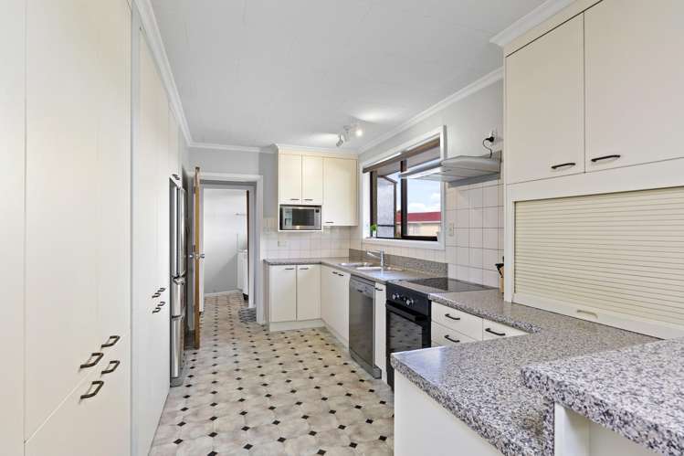 47 Skerten Avenue Hornby_9