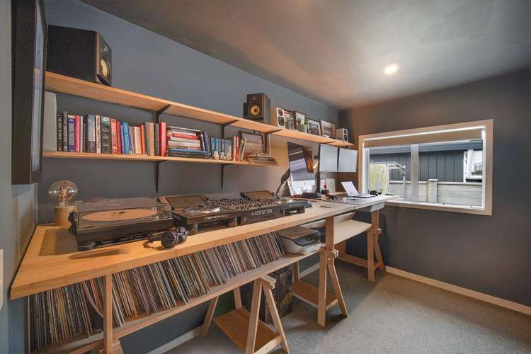 8 Leebank Crescent 1777_9