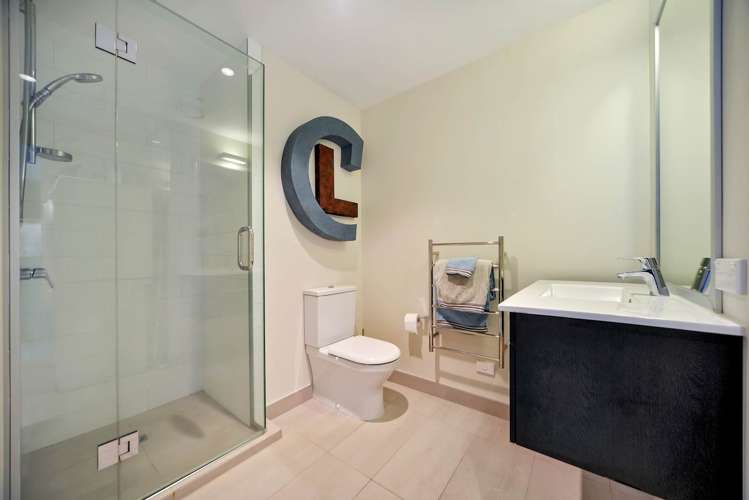 407/8 Nugent Street Grafton_10