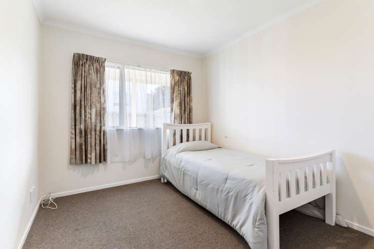 32 Churchill Avenue Manurewa_18