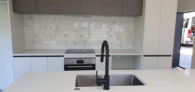 10 Libby Lane Howick_11