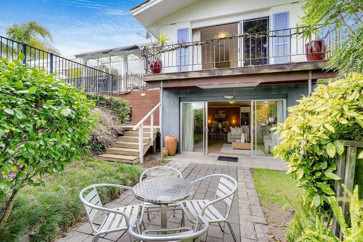 943 River Road Queenwood_26