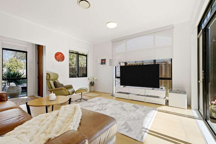 4 Pepperdine Place_3