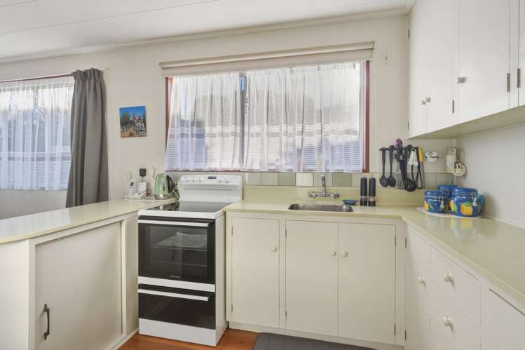 11 Bell Crescent Concord_11