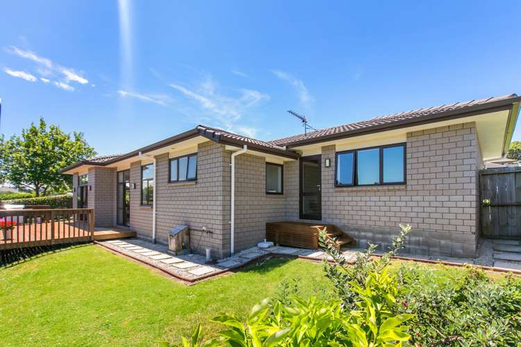 1 Northbrook Close Greenhithe_0