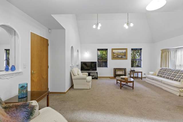 1/406 Fergusson Drive Heretaunga_1