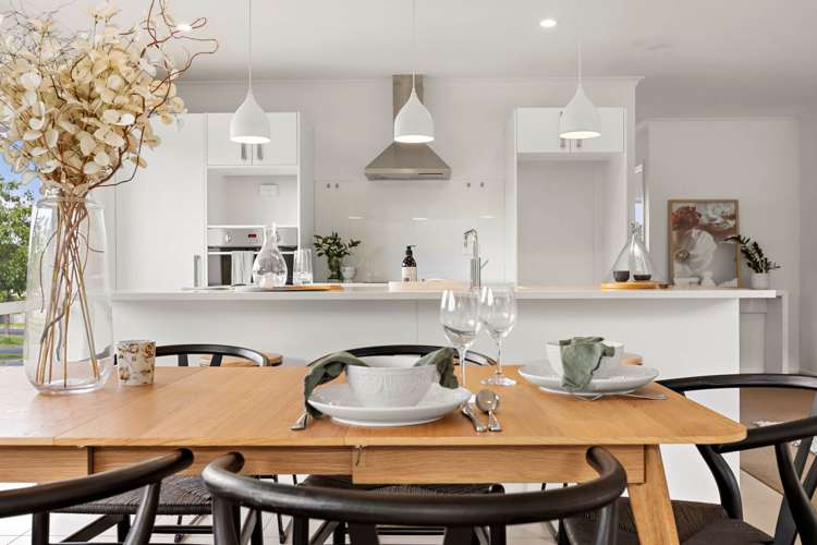 6 Jessie Rise Riverhead_1