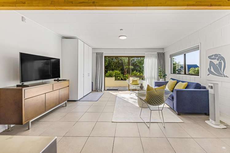 55 Dignan Street Point Chevalier_25