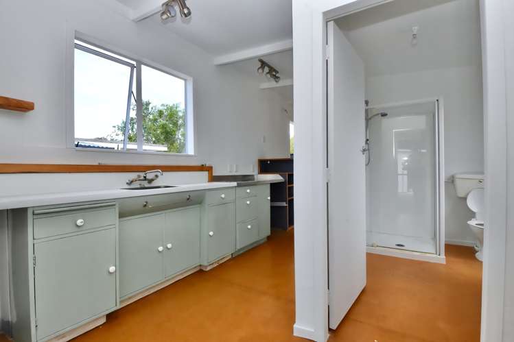 8 Reading Street Greytown_13