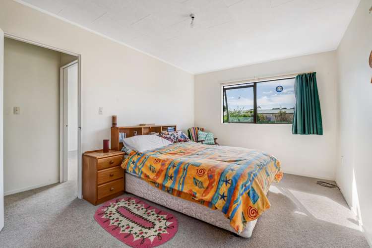 13 Te Moau Avenue Parakai_12