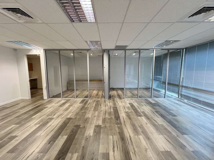 C2/27-29 William Pickering Drive Albany_1