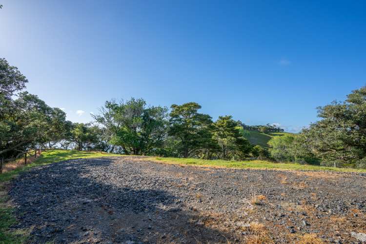 130 Whangaruru Wharf Road Russell Surrounds_9