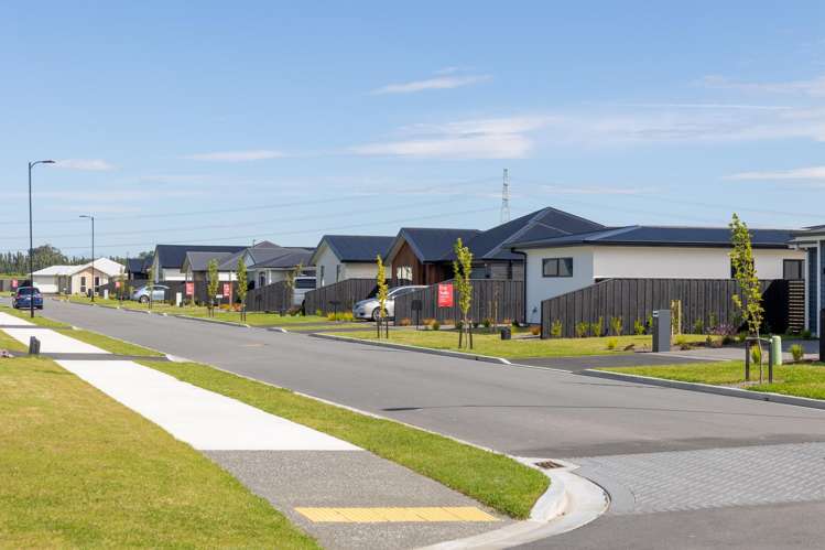 42 & 40 Benashet Drive Lincoln_6