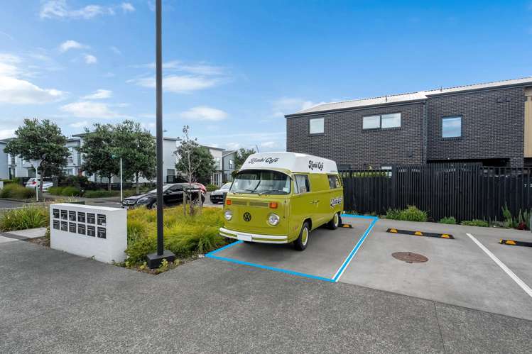 68 Glidepath Road Hobsonville_23