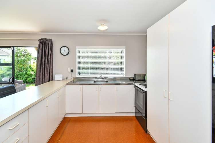 13b Youngs Road Papakura_9