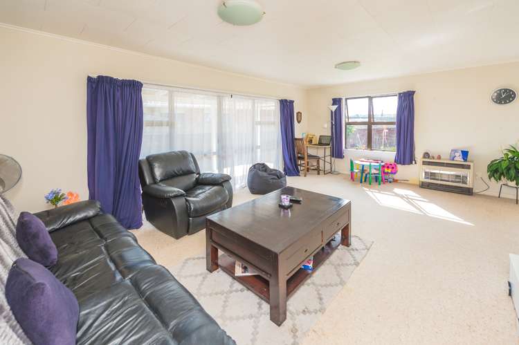 22 Lindsey Crescent Springvale_6