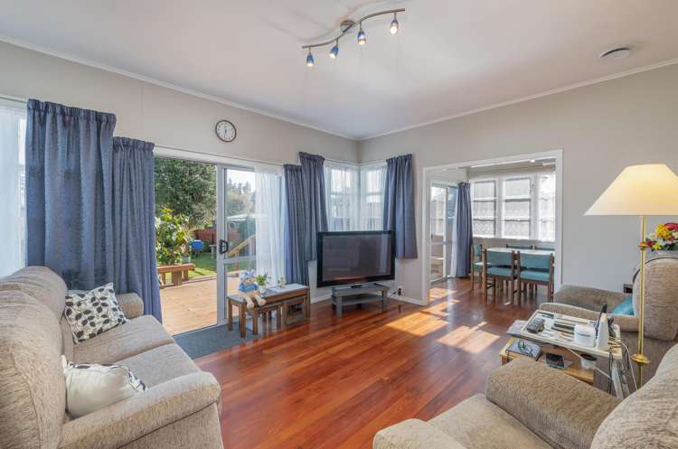 80 Great South Road_5