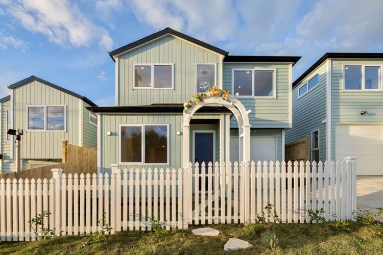 2a Deuxberry Avenue Northcote_1