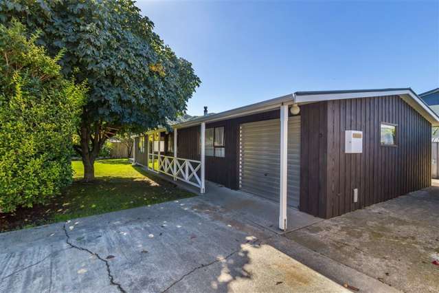 7 Laredo Grove Totara Park_1