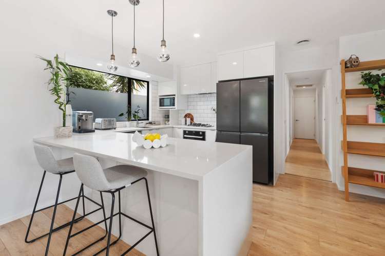 197 Gills Road Half Moon Bay_8