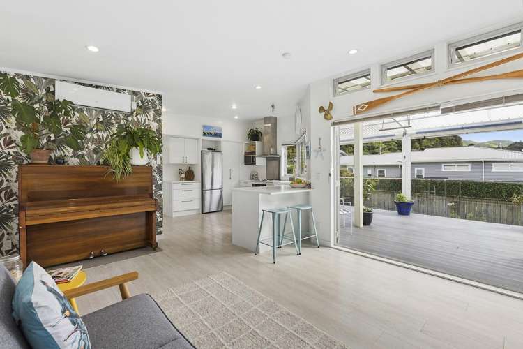 34 Airlie Road Plimmerton_11