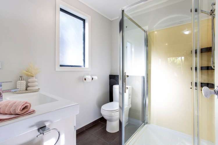 3 Amberly Rise Helensville_13