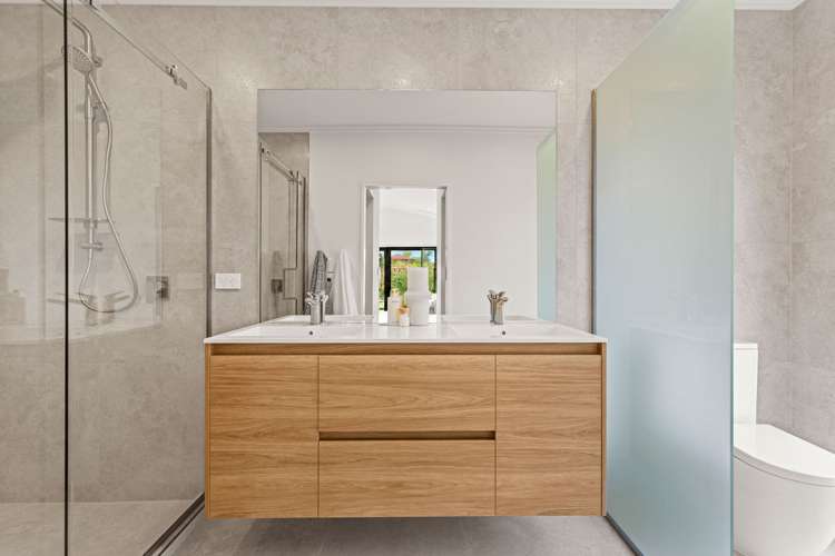 17 Knighton Drive West Melton_22