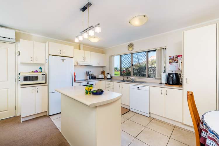 6 Lockington Avenue Henderson_9