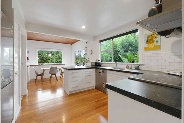 53 Laingholm Drive Laingholm_4