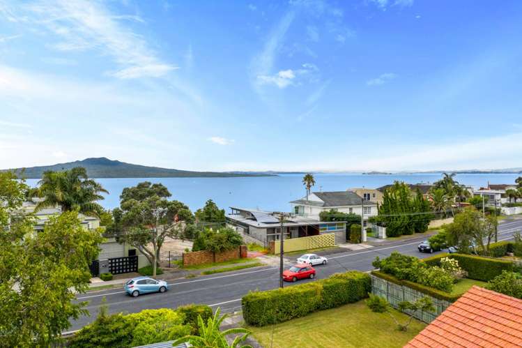 53 Seacliffe Avenue Belmont_18